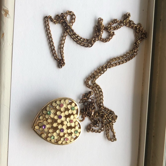 Gold floral heart long necklace - Picture 1 of 2